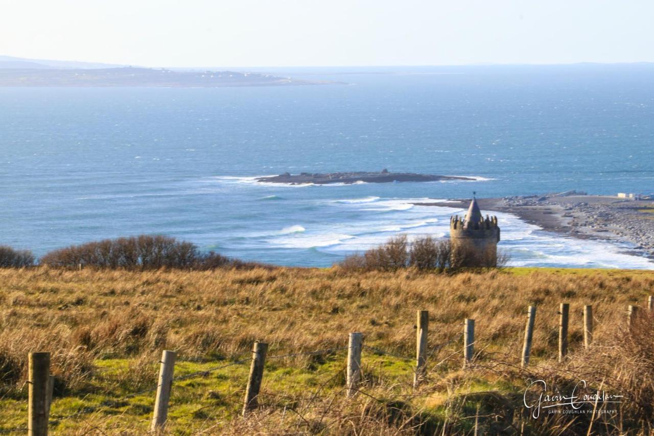 Ocean Breeze Apartment Lahinch Exteriör bild