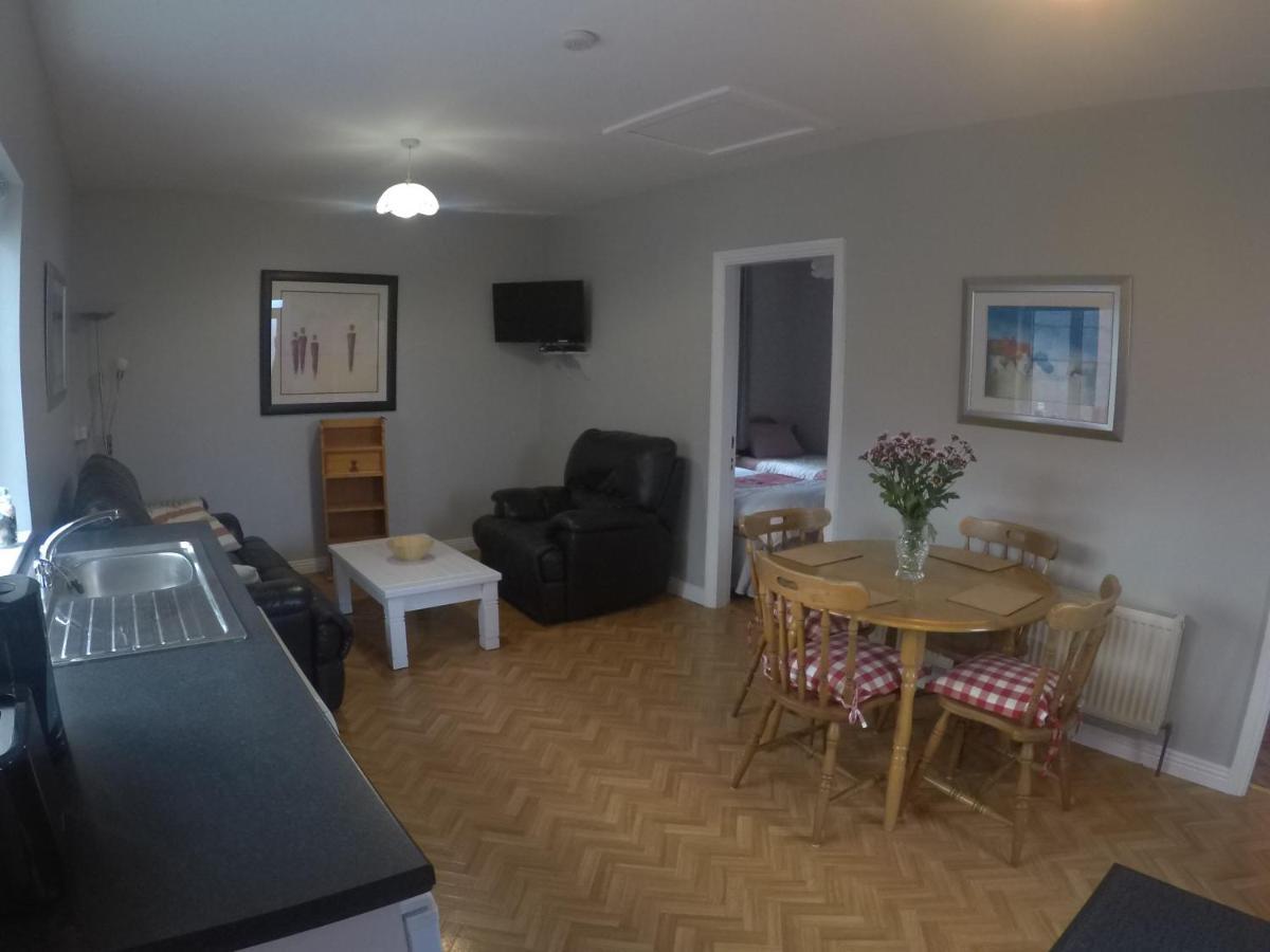 Ocean Breeze Apartment Lahinch Exteriör bild